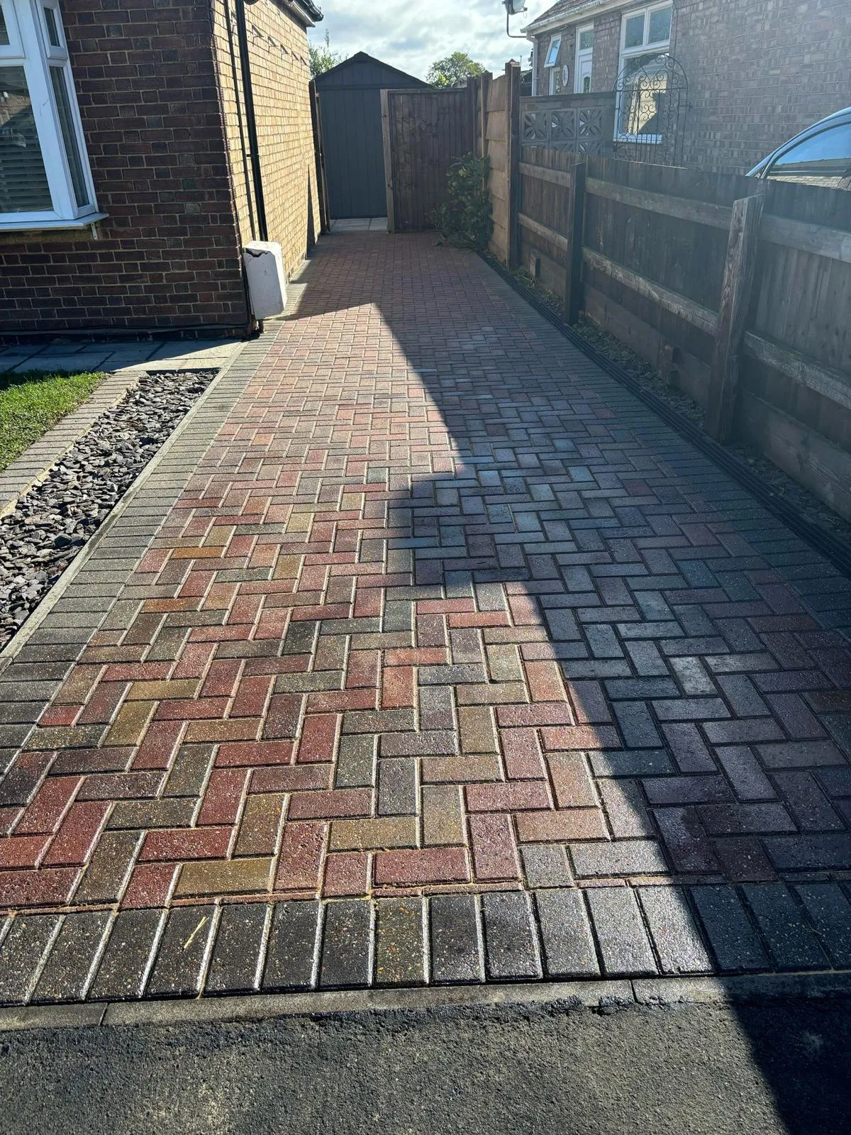 Block paving driveway by Urban Planet Construction